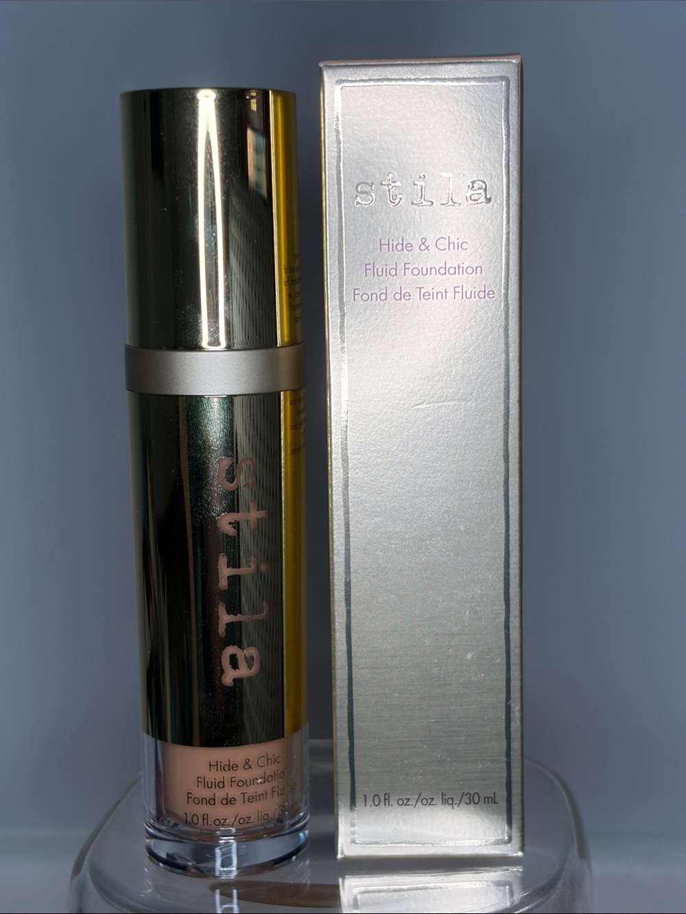 Stila Hide & Chic Fluid Foundation 30 ml- in tan 3